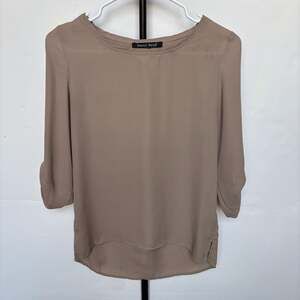 Sweet Rain Taupe 3/4 Sleeve Roll Tab V-Neck Chiffon Blouse Size S